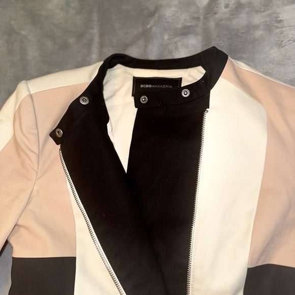 BCBGMaxarzia jacket size xs - Picture 2 of 3